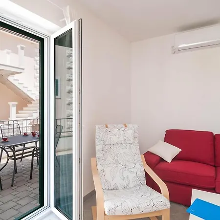 Apartament Beautiful In With Kitchen *